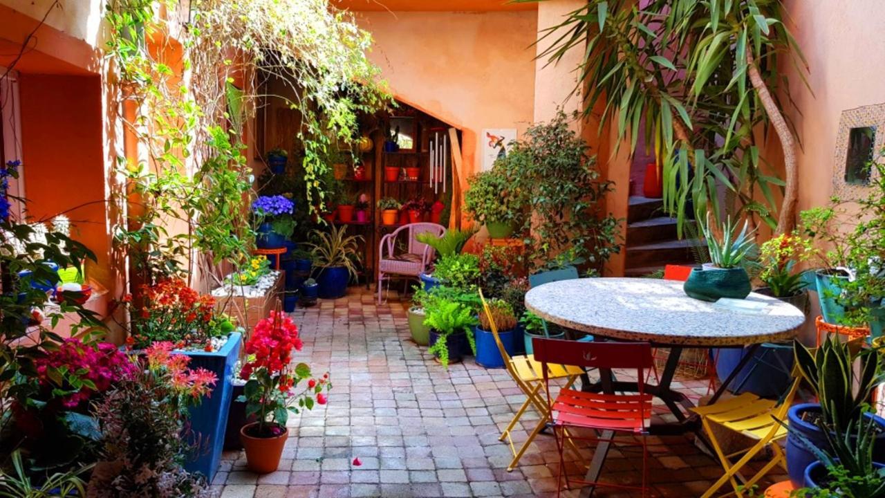 Petit Patio En Centre Ville Nîmes Esterno foto